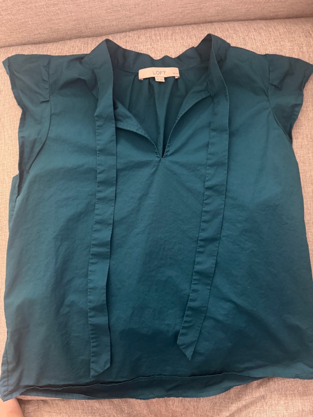Flutter sleeve top